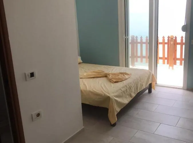 Апарт-отель John Борш